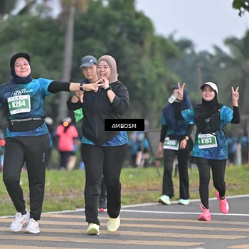 Runner Photo 4371399