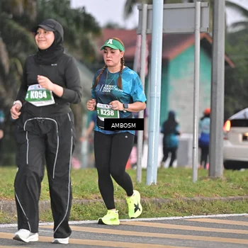 Runner Photo 4371489