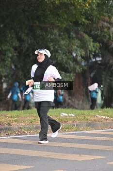 Runner Photo 4371639