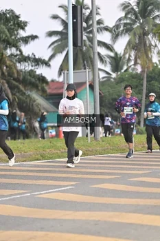 Runner Photo 4371645
