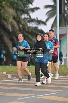 Runner Photo 4371810