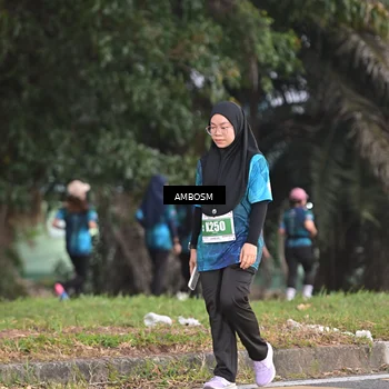 Runner Photo 4371835