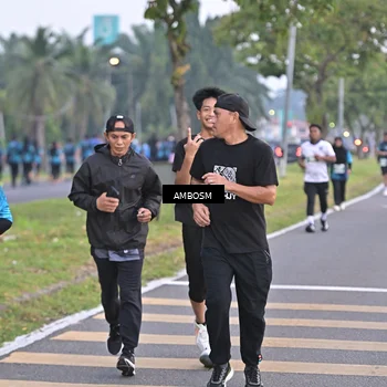 Runner Photo 4372795