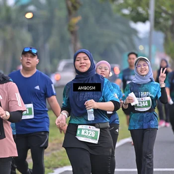 Runner Photo 4373015