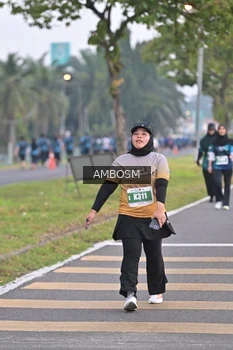 Runner Photo 4373078
