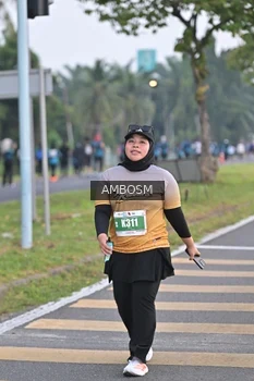Runner Photo 4373086