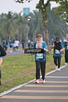 Runner Photo 4373156