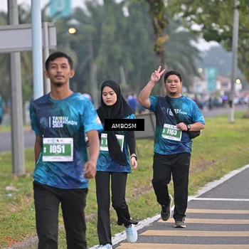 Runner Photo 4373351