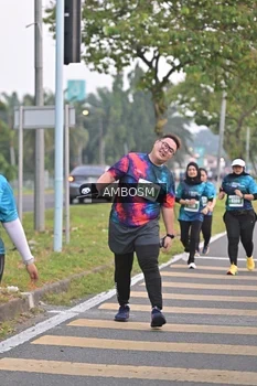 Runner Photo 4373400