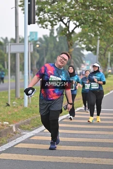 Runner Photo 4373406