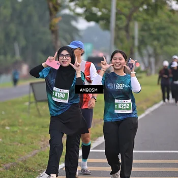 Runner Photo 4373433
