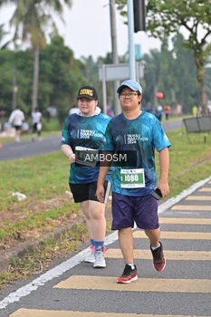 Runner Photo 4373516