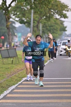 Runner Photo 4373517