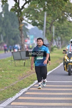 Runner Photo 4373536