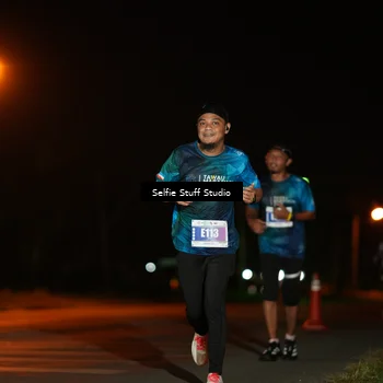 Runner Photo 4375424