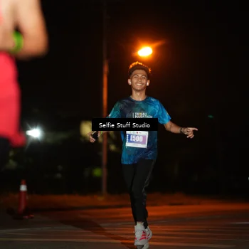 Runner Photo 4375443