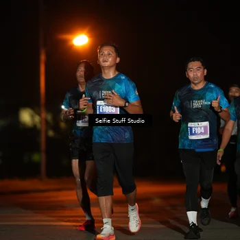 Runner Photo 4375457