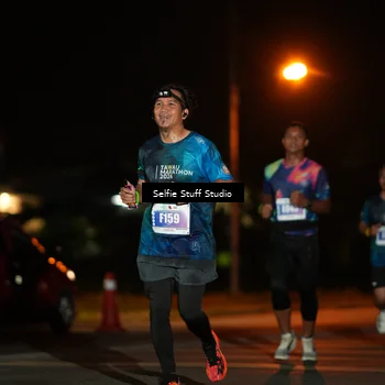 Runner Photo 4375481