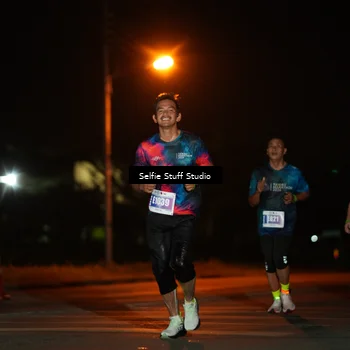 Runner Photo 4375491