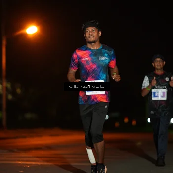 Runner Photo 4375597