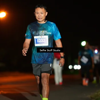 Runner Photo 4375716