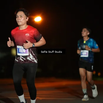Runner Photo 4375721
