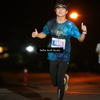 Runner Photo 4375755
