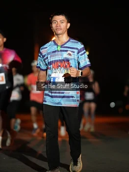 Runner Photo 4375767