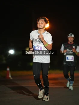 Runner Photo 4375780