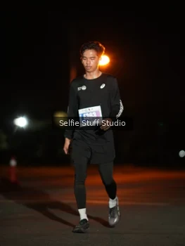 Runner Photo 4375781