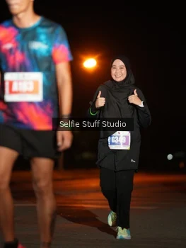 Runner Photo 4375794