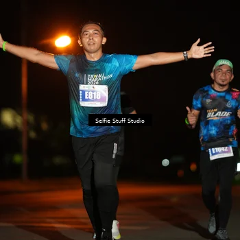 Runner Photo 4375841