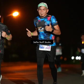 Runner Photo 4375842