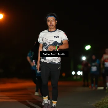 Runner Photo 4375857