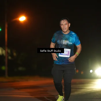Runner Photo 4375859