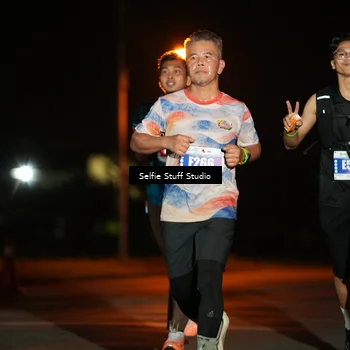 Runner Photo 4375876