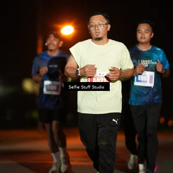 Runner Photo 4375933