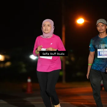 Runner Photo 4375977