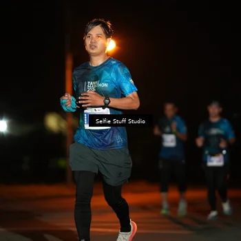 Runner Photo 4376011