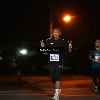 Runner Photo 4376036