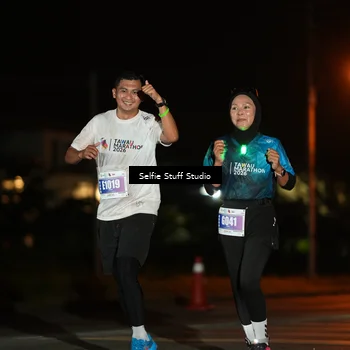 Runner Photo 4376058
