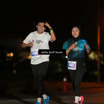 Runner Photo 4376061