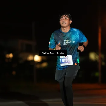 Runner Photo 4376063