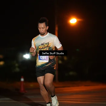 Runner Photo 4376067
