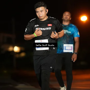 Runner Photo 4376073