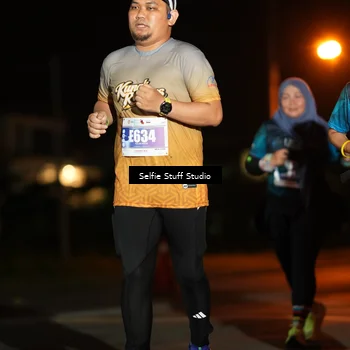 Runner Photo 4377062