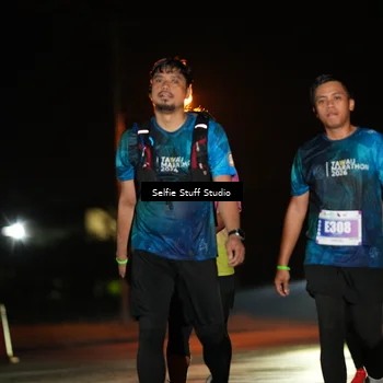 Runner Photo 4377183