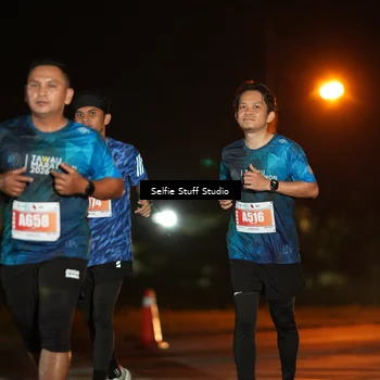 Runner Photo 4378350