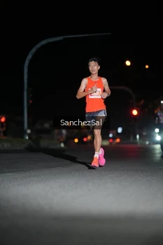 Runner Photo 4378354