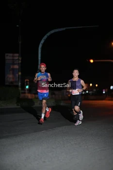Runner Photo 4378394